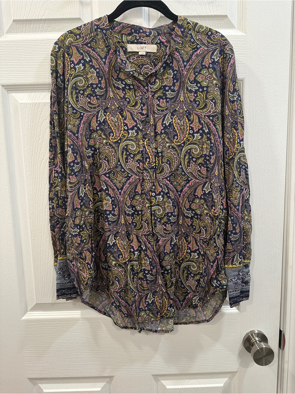 Loft long sleeve  paisley print blouse Sz S EUC